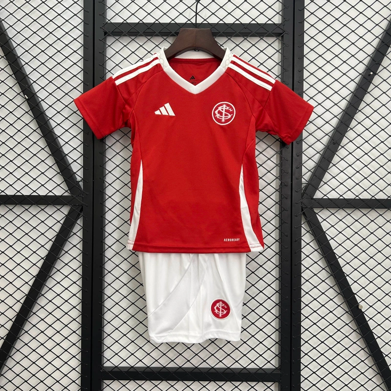 Kit Infantil Internacional l 25/26