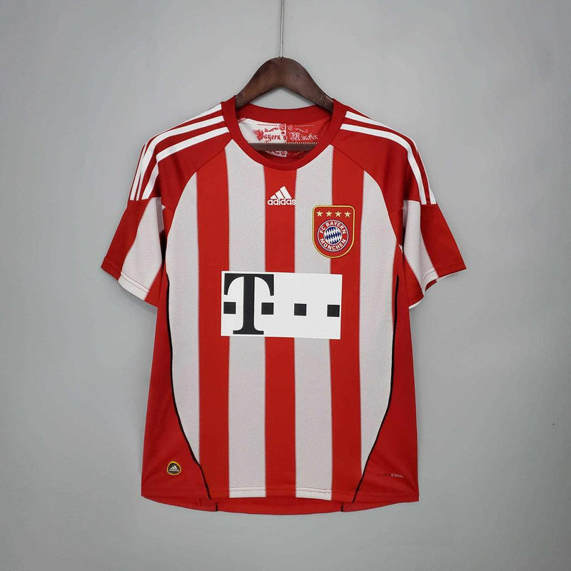 Camisa Bayern Munchen Retrô 2010/2011 - Masculina-Torcedor